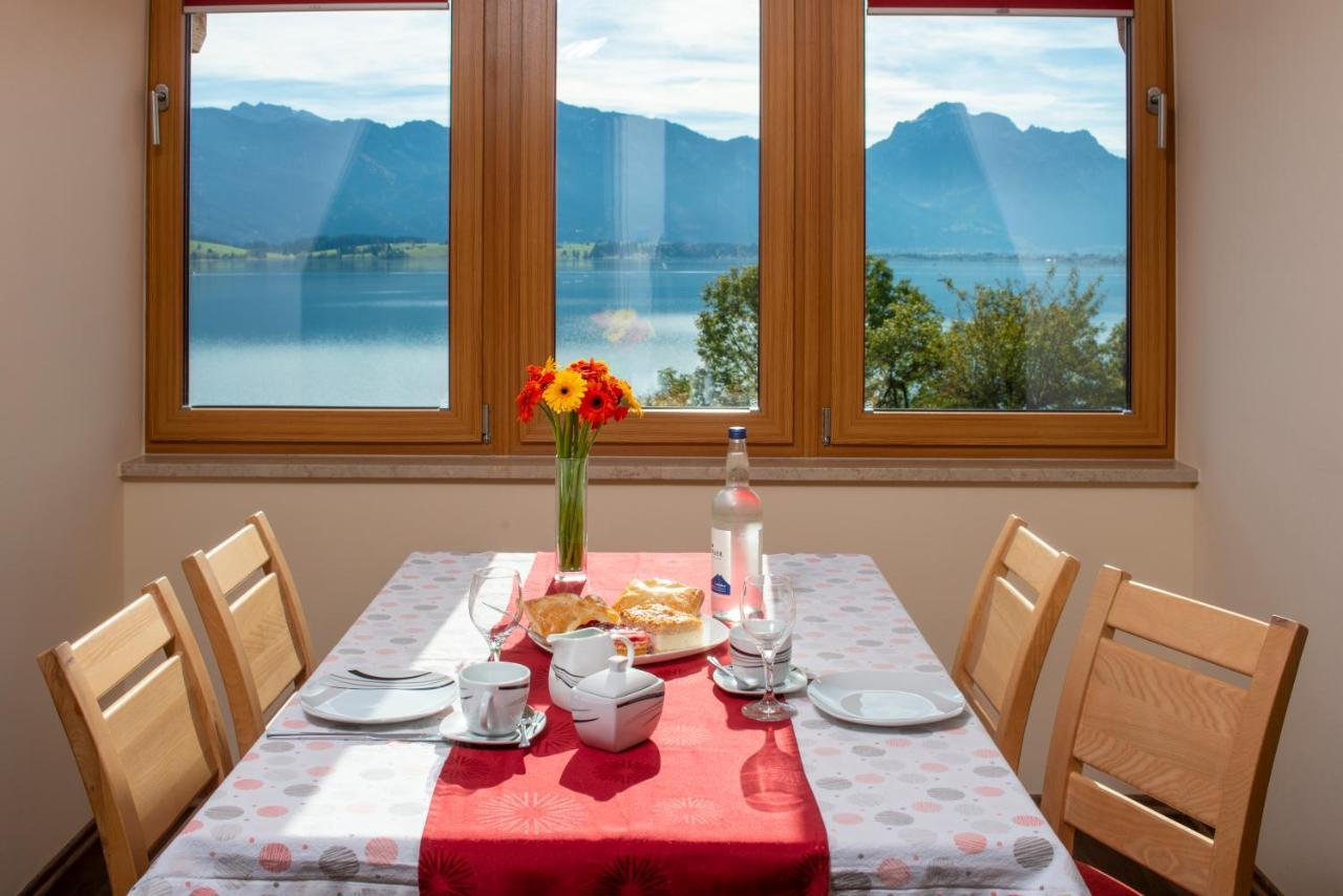 Seehotel Und Appartements Schnoeller Rieden am Forggensee Exterior photo