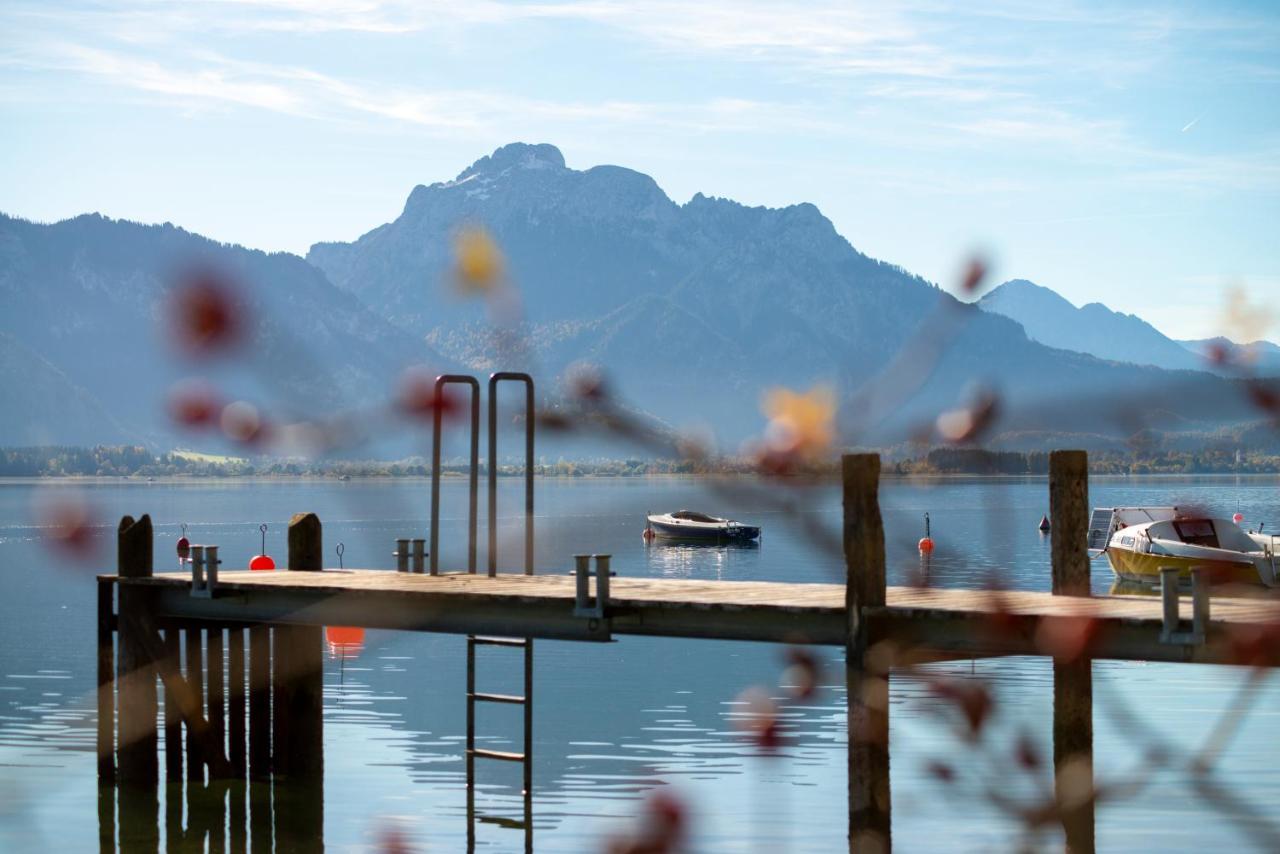 Seehotel Und Appartements Schnoeller Rieden am Forggensee Exterior photo