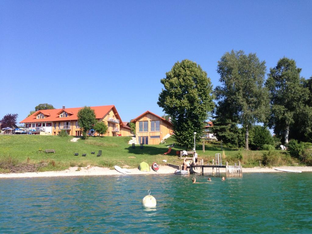 Seehotel Und Appartements Schnoeller Rieden am Forggensee Exterior photo